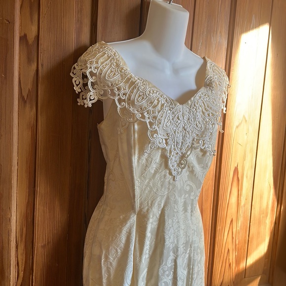 Vintage Lace Neckline Floor Length Gunne Sax Jessica McClintock Dress - Picture 2 of 12